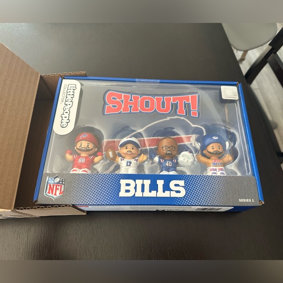 New in Box: Buffalo Bills Fisher Price Little People Collector 2023/2024 set - Picture 7 of 14